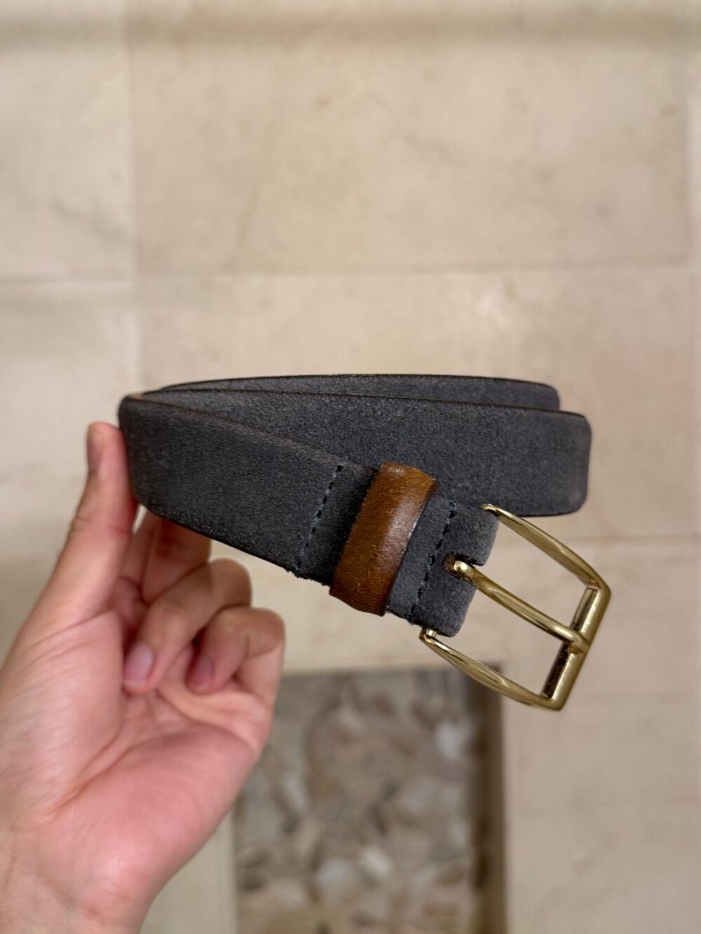Martin Dingman gray suede leather belt with gold buckle, size 40, 3cm width, NWT